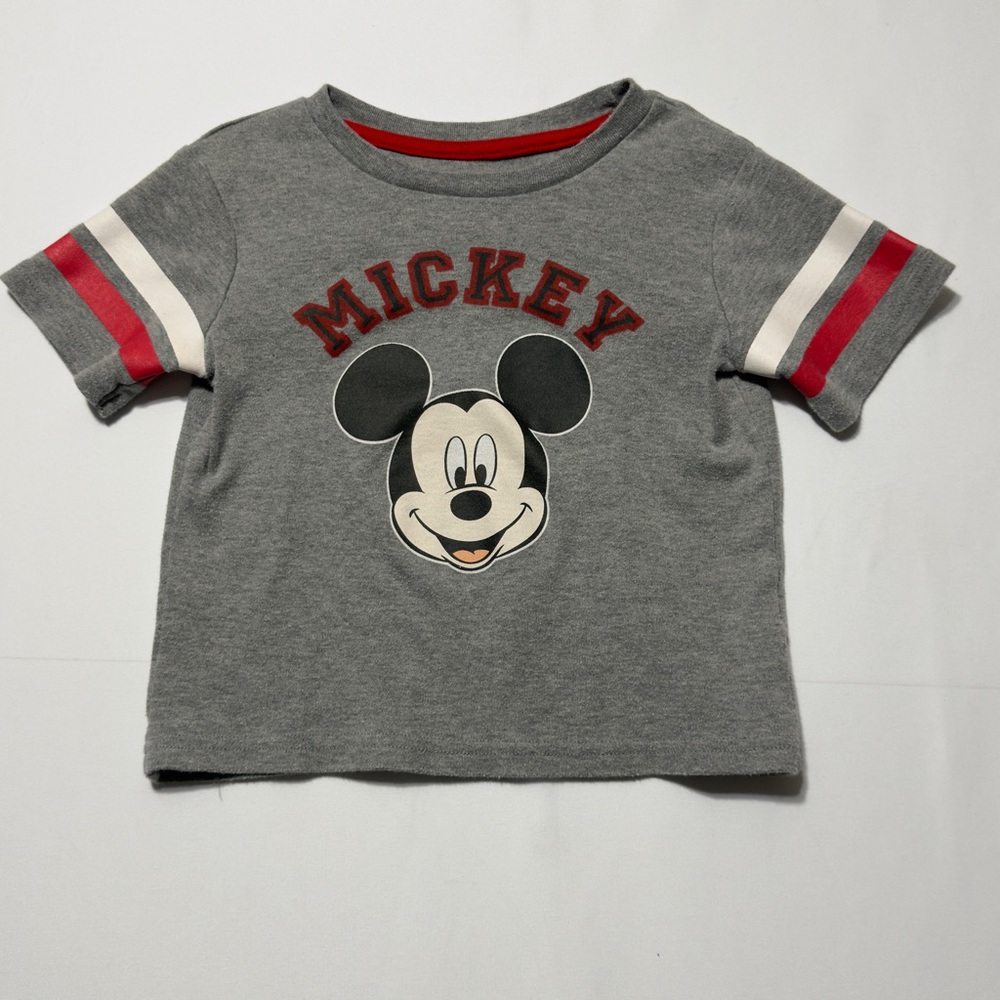 Kids Disney Gray and Red Mickey Mouse Short Sleeve Tee T Shirt Size 4T Excellent
